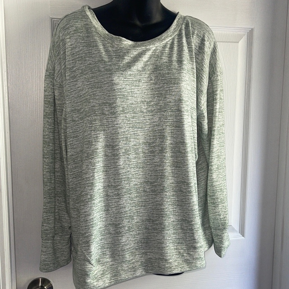NWT super soft Angels 3/4 sleeve top 1X